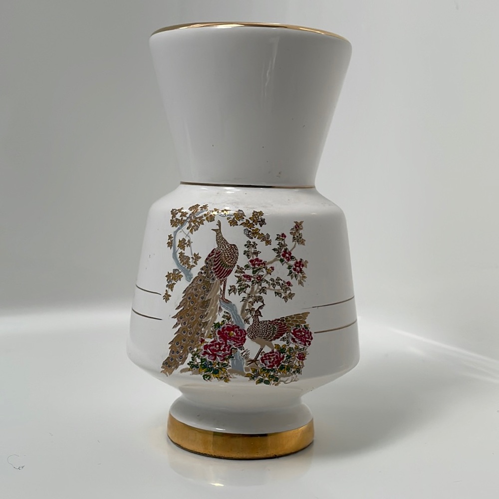 VINTAGE GREEK HANDMADE SPECIAL 24k GOLD GILDED PEACOCKS FLORAL WHITE VASE